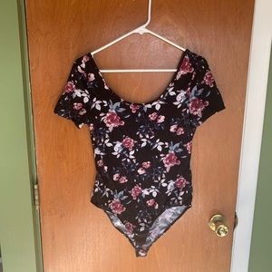 Floral junior bodysuit size large